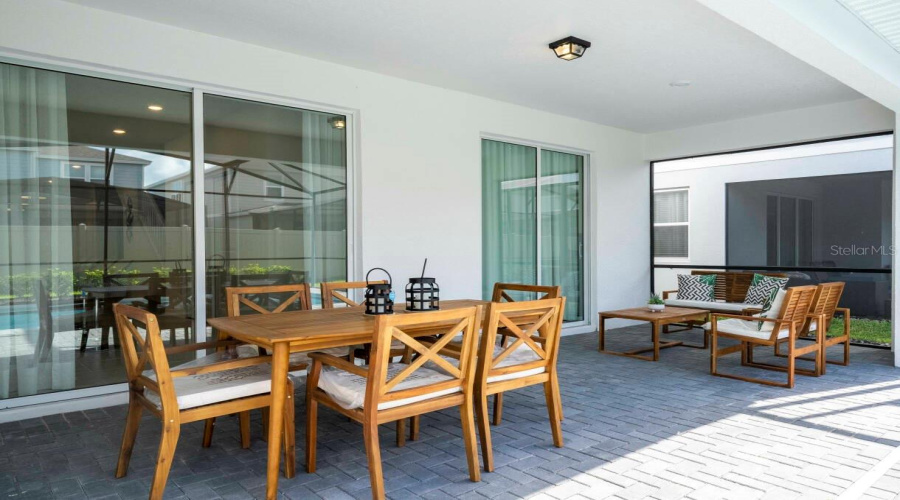 DAVENPORT, Florida 33897, 5 Bedrooms Bedrooms, ,5 BathroomsBathrooms,Residential,For Sale,LILAC,0,MFRO6288239