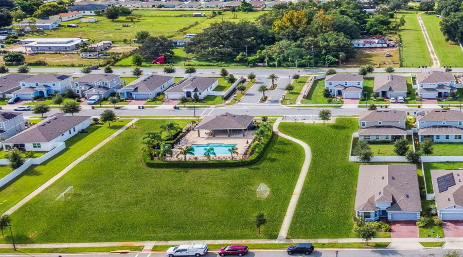 DAVENPORT, Florida 33837, 4 Bedrooms Bedrooms, ,3 BathroomsBathrooms,Residential,For Sale,YORKDALE,0,MFRO6328288