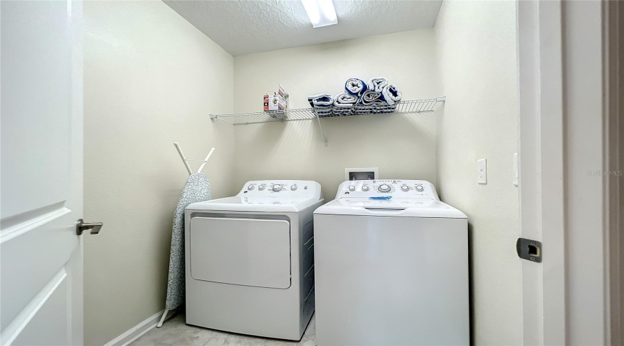 DAVENPORT, Florida 33896, 2 Bedrooms Bedrooms, ,2 BathroomsBathrooms,Residential,For Sale,OCEAN COURSE,0,MFRS5135435