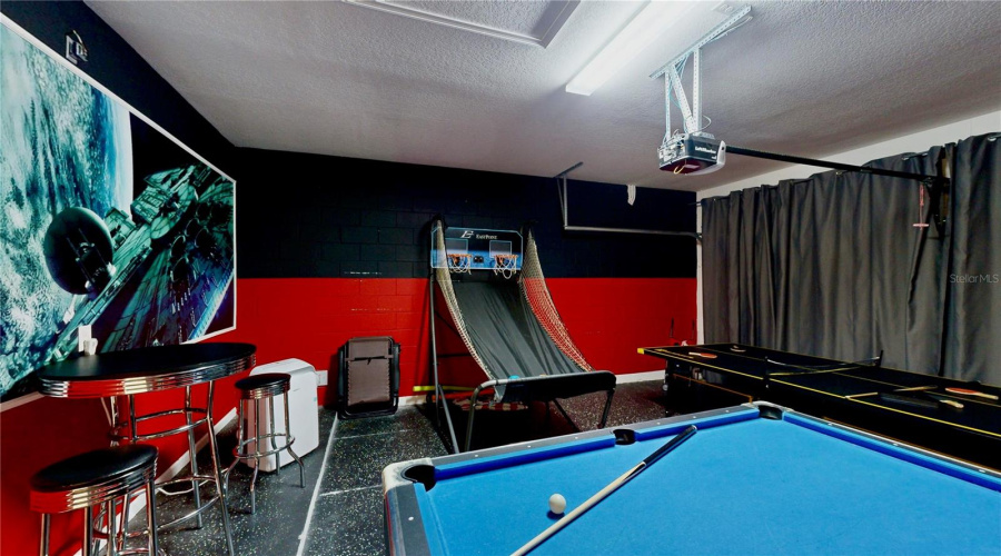 DAVENPORT, Florida 33837, 4 Bedrooms Bedrooms, ,3 BathroomsBathrooms,Residential,For Sale,OAKRISE,0,MFRO6340447