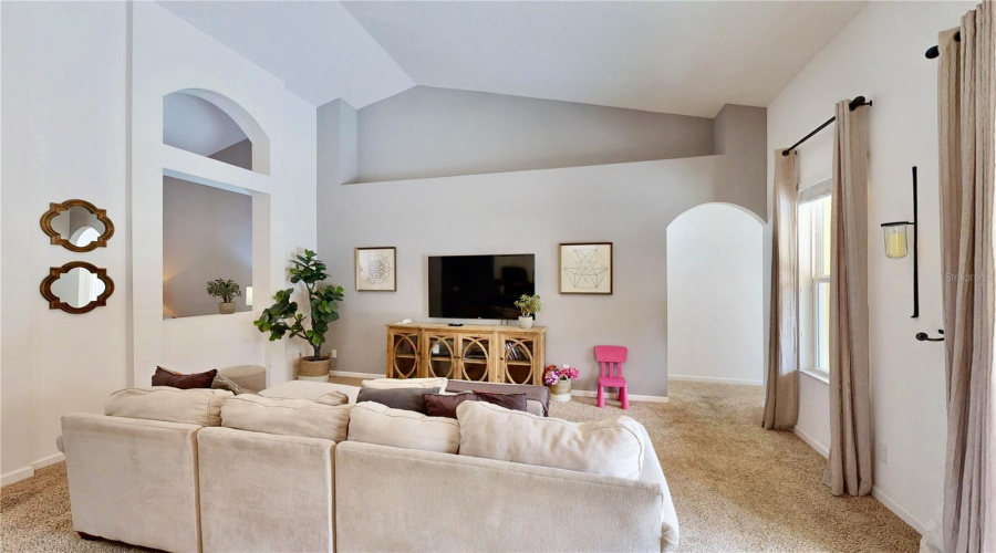 DAVENPORT, Florida 33837, 4 Bedrooms Bedrooms, ,3 BathroomsBathrooms,Residential,For Sale,OAKRISE,0,MFRO6340447