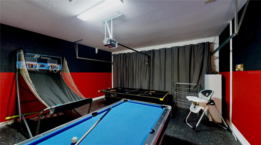 DAVENPORT, Florida 33837, 4 Bedrooms Bedrooms, ,3 BathroomsBathrooms,Residential,For Sale,OAKRISE,0,MFRO6340447