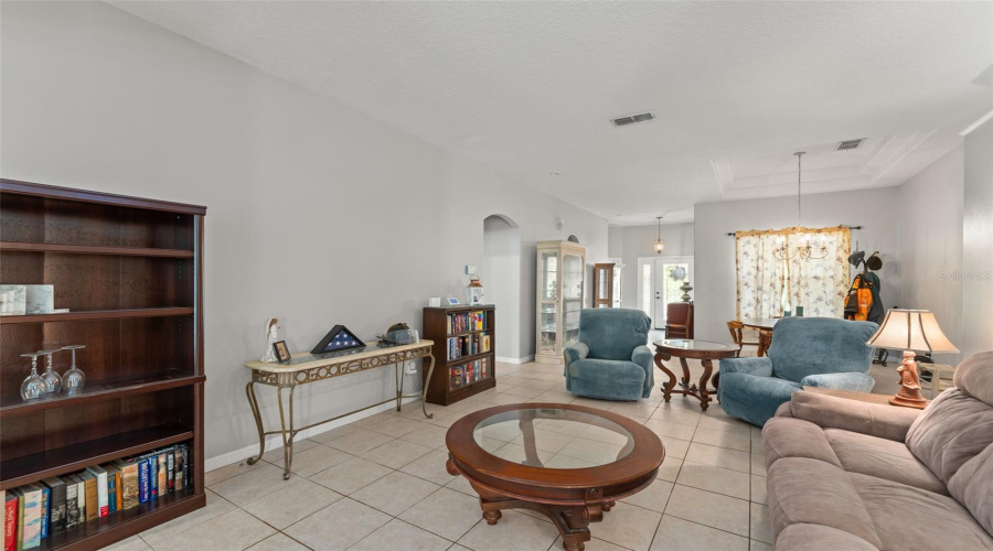 KISSIMMEE, Florida 34746, 4 Bedrooms Bedrooms, ,2 BathroomsBathrooms,Residential,For Sale,THE OAKS,0,MFRO6347058
