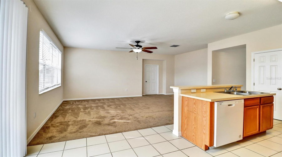 DAVENPORT, Florida 33896, 4 Bedrooms Bedrooms, ,3 BathroomsBathrooms,Residential,For Sale,SAND RIDGE,0,MFRS5135407