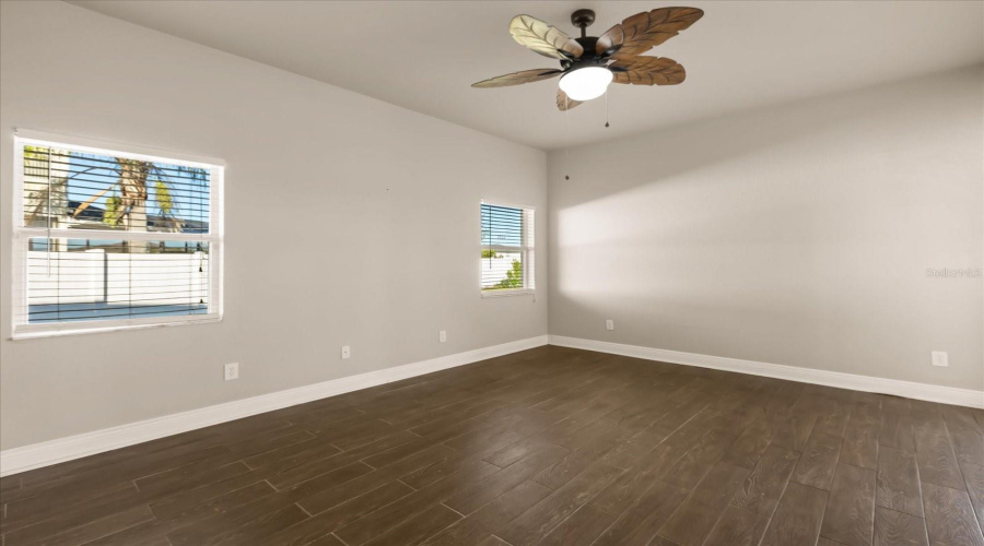 DAVENPORT, Florida 33896, 4 Bedrooms Bedrooms, ,3 BathroomsBathrooms,Residential,For Sale,BURFORD,0,MFRS5134265