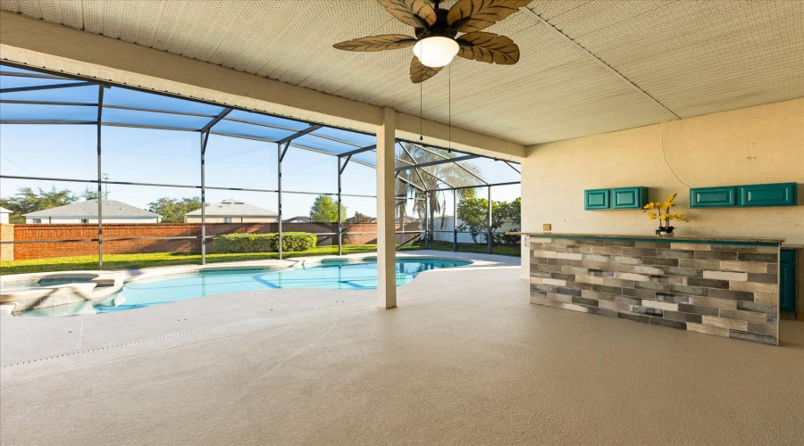 DAVENPORT, Florida 33896, 4 Bedrooms Bedrooms, ,3 BathroomsBathrooms,Residential,For Sale,BURFORD,0,MFRS5134265