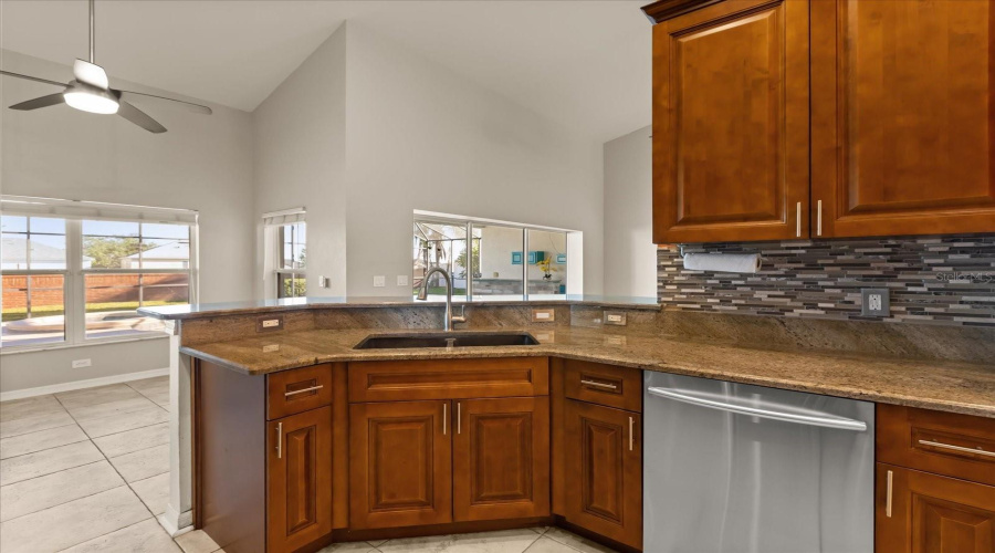 DAVENPORT, Florida 33896, 4 Bedrooms Bedrooms, ,3 BathroomsBathrooms,Residential,For Sale,BURFORD,0,MFRS5134265