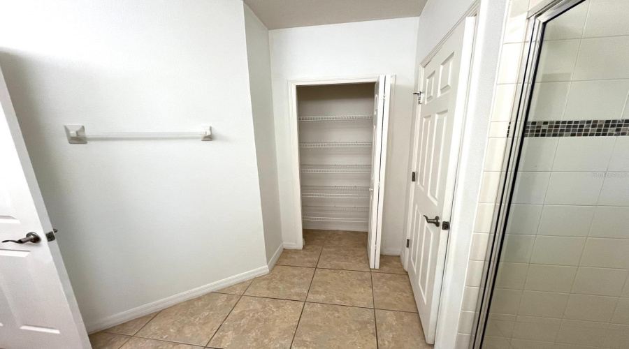 KISSIMMEE, Florida 34746, 3 Bedrooms Bedrooms, ,2 BathroomsBathrooms,Residential,For Sale,GULF SHORE,0,MFRO6347560