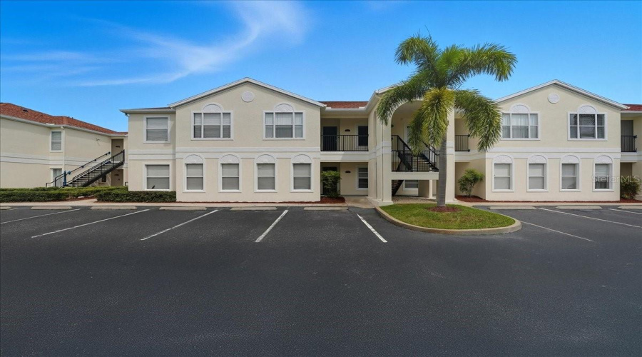 KISSIMMEE, Florida 34747, 3 Bedrooms Bedrooms, ,2 BathroomsBathrooms,Residential,For Sale,GRAND PALMS,0,MFRO6347533