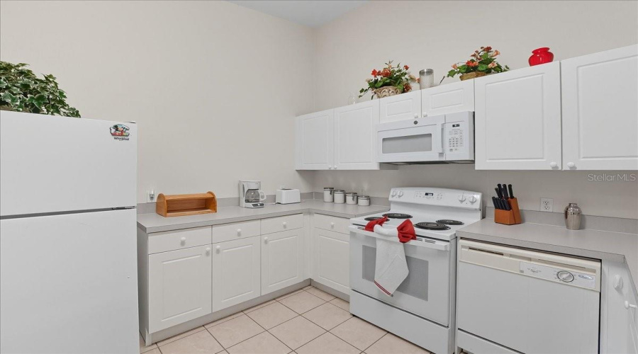 KISSIMMEE, Florida 34747, 3 Bedrooms Bedrooms, ,2 BathroomsBathrooms,Residential,For Sale,GRAND PALMS,0,MFRO6347533