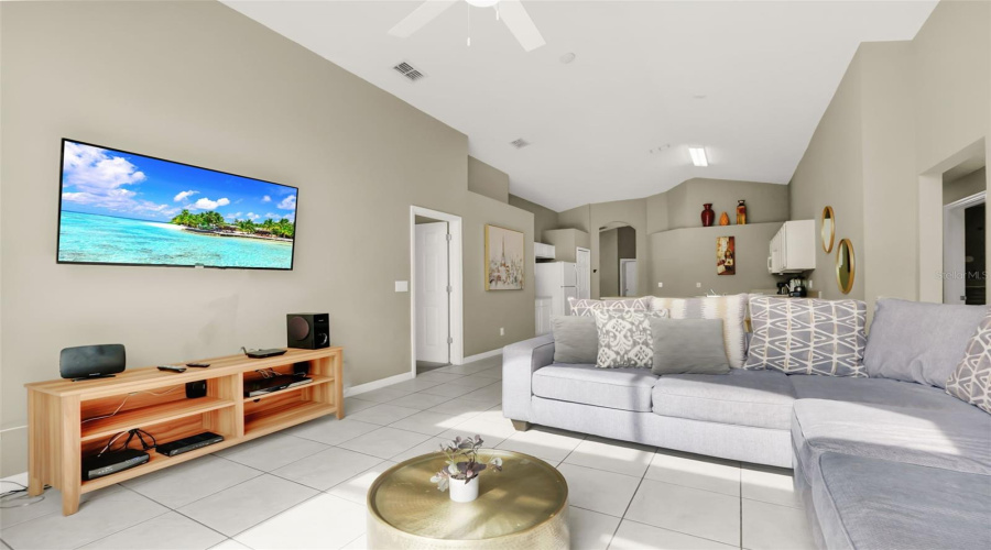 KISSIMMEE, Florida 34746, 5 Bedrooms Bedrooms, ,3 BathroomsBathrooms,Residential,For Sale,BAREFOOT BEACH,0,MFRO6346517