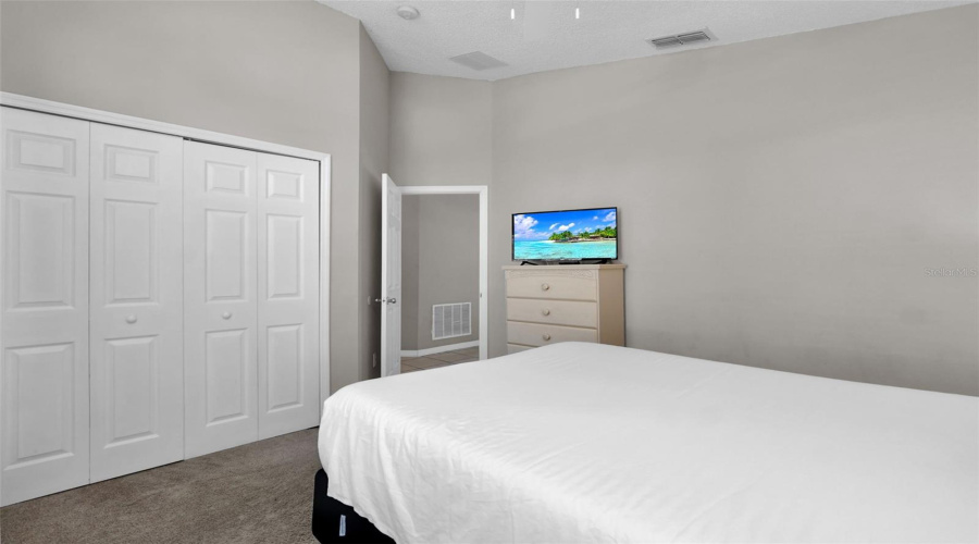 KISSIMMEE, Florida 34746, 5 Bedrooms Bedrooms, ,3 BathroomsBathrooms,Residential,For Sale,BAREFOOT BEACH,0,MFRO6346517