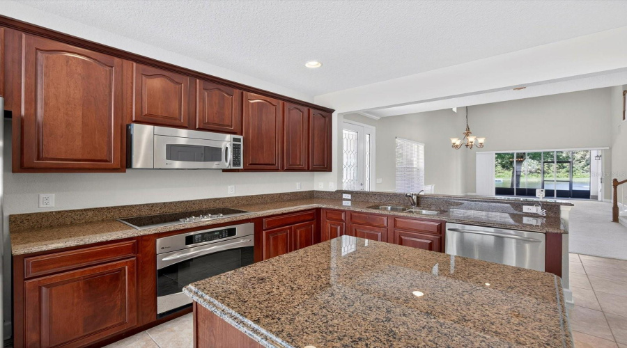 DAVENPORT, Florida 33896, 3 Bedrooms Bedrooms, ,2 BathroomsBathrooms,Residential,For Sale,GILFORD POINT,0,MFRO6341324