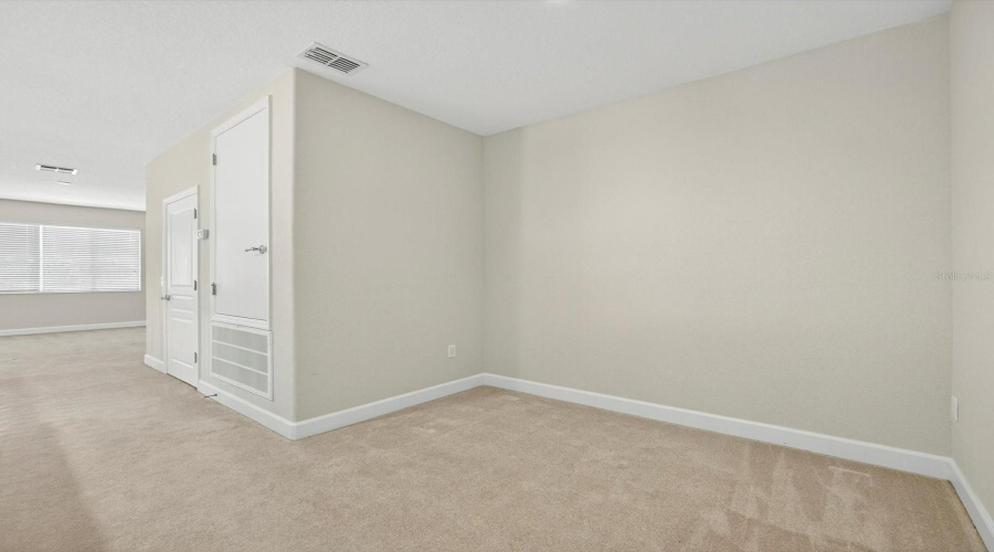 DAVENPORT, Florida 33896, 3 Bedrooms Bedrooms, ,2 BathroomsBathrooms,Residential,For Sale,GILFORD POINT,0,MFRO6341324