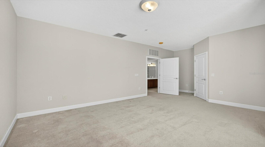 DAVENPORT, Florida 33896, 3 Bedrooms Bedrooms, ,2 BathroomsBathrooms,Residential,For Sale,GILFORD POINT,0,MFRO6341324