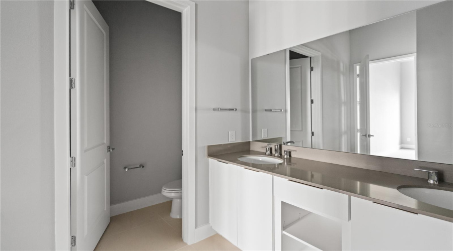 REUNION, Florida 34747, 5 Bedrooms Bedrooms, ,4 BathroomsBathrooms,Residential,For Sale,SANDY RIDGE,0,MFRO6347600