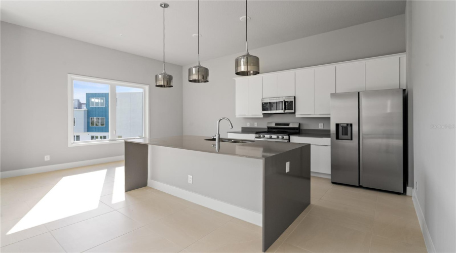 REUNION, Florida 34747, 5 Bedrooms Bedrooms, ,4 BathroomsBathrooms,Residential,For Sale,SANDY RIDGE,0,MFRO6347600