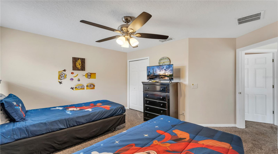 KISSIMMEE, Florida 34747, 7 Bedrooms Bedrooms, ,4 BathroomsBathrooms,Residential,For Sale,LIDO KEY,0,MFRS5135446