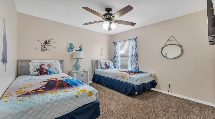 KISSIMMEE, Florida 34747, 7 Bedrooms Bedrooms, ,4 BathroomsBathrooms,Residential,For Sale,LIDO KEY,0,MFRS5135446