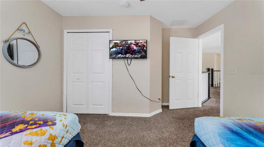 KISSIMMEE, Florida 34747, 7 Bedrooms Bedrooms, ,4 BathroomsBathrooms,Residential,For Sale,LIDO KEY,0,MFRS5135446