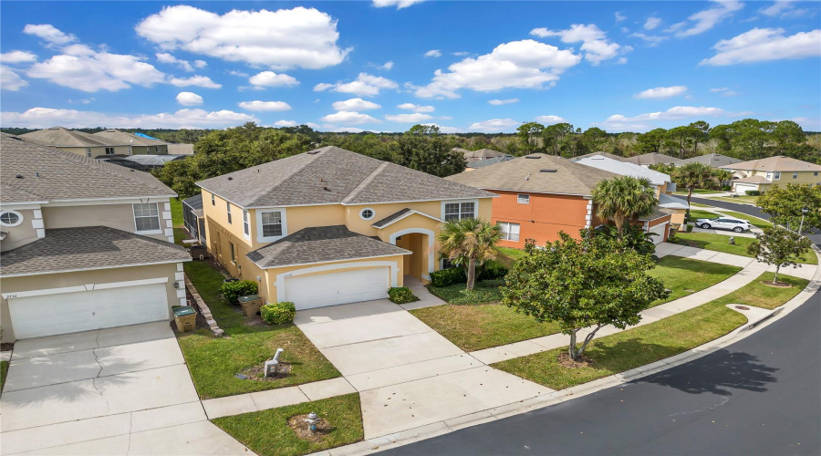 KISSIMMEE, Florida 34747, 7 Bedrooms Bedrooms, ,4 BathroomsBathrooms,Residential,For Sale,LIDO KEY,0,MFRS5135446