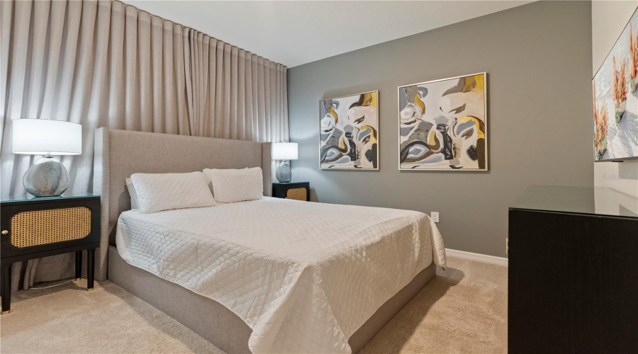 DAVENPORT, Florida 33897, 8 Bedrooms Bedrooms, ,6 BathroomsBathrooms,Residential,For Sale,LILY,0,MFRO6239189