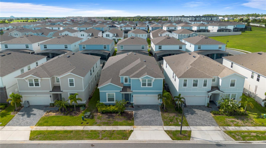 DAVENPORT, Florida 33897, 8 Bedrooms Bedrooms, ,6 BathroomsBathrooms,Residential,For Sale,LILY,0,MFRO6239189