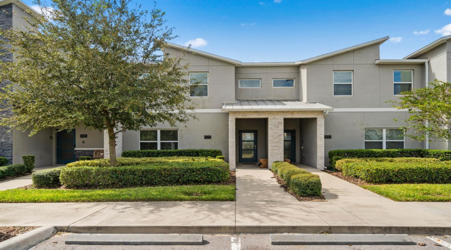 DAVENPORT, Florida 33896, 4 Bedrooms Bedrooms, ,3 BathroomsBathrooms,Residential,For Sale,PEBBLE BEACH,0,MFRS5135371