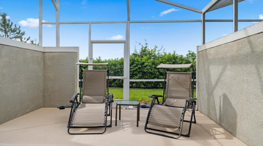 DAVENPORT, Florida 33896, 4 Bedrooms Bedrooms, ,3 BathroomsBathrooms,Residential,For Sale,PEBBLE BEACH,0,MFRS5135371