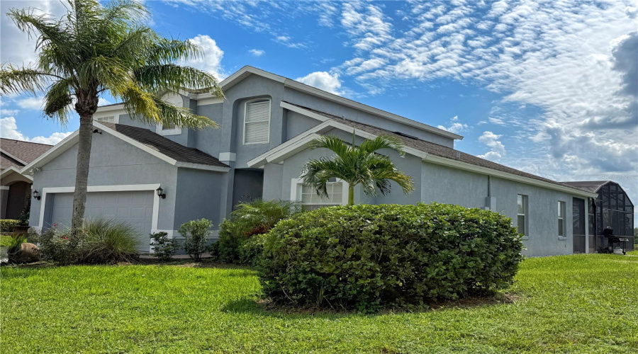 DAVENPORT, Florida 33897, 5 Bedrooms Bedrooms, ,3 BathroomsBathrooms,Residential,For Sale,CORVINA,0,MFRO6345973