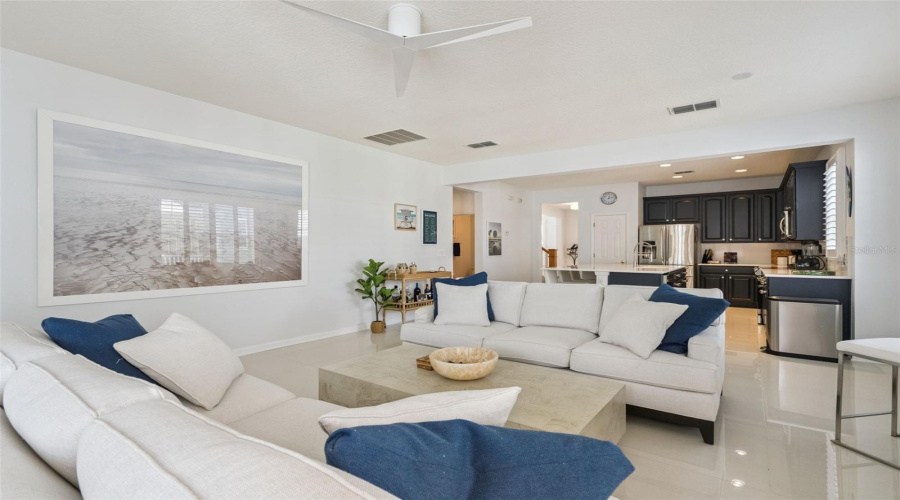 CELEBRATION, Florida 34747, 4 Bedrooms Bedrooms, ,3 BathroomsBathrooms,Residential,For Sale,MOSAIC,0,MFRO6347332