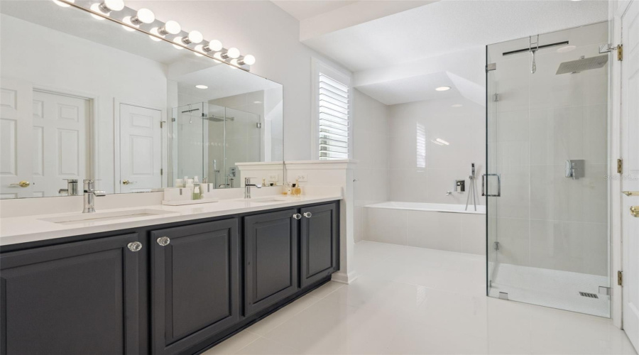 CELEBRATION, Florida 34747, 4 Bedrooms Bedrooms, ,3 BathroomsBathrooms,Residential,For Sale,MOSAIC,0,MFRO6347332