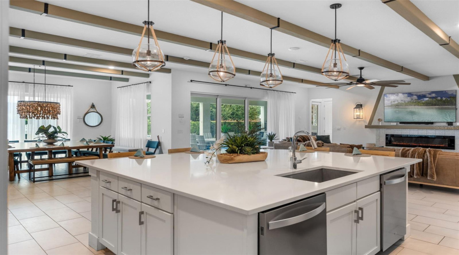 REUNION, Florida 34747, 9 Bedrooms Bedrooms, ,10 BathroomsBathrooms,Residential,For Sale,PALMILLA,0,MFRO6323567