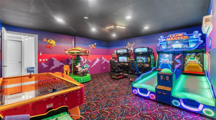 REUNION, Florida 34747, 9 Bedrooms Bedrooms, ,10 BathroomsBathrooms,Residential,For Sale,PALMILLA,0,MFRO6323567