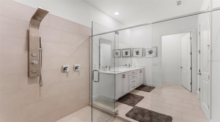 REUNION, Florida 34747, 9 Bedrooms Bedrooms, ,10 BathroomsBathrooms,Residential,For Sale,PALMILLA,0,MFRO6323567