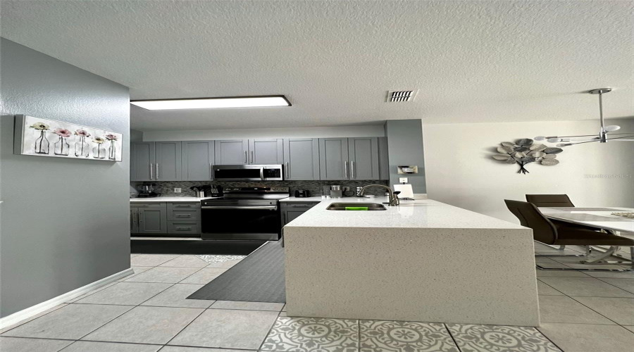 KISSIMMEE, Florida 34747, 3 Bedrooms Bedrooms, ,2 BathroomsBathrooms,Residential,For Sale,WHITE ORCHID,0,MFRO6347407