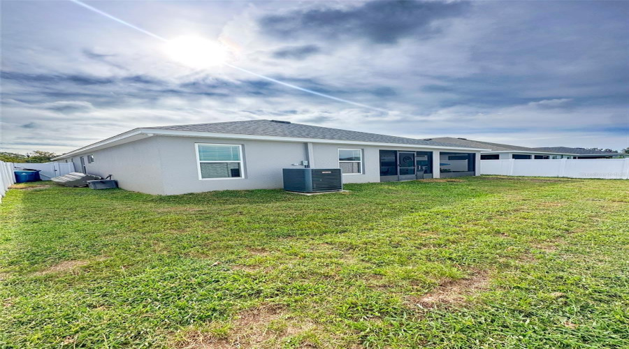 DAVENPORT, Florida 33837, 3 Bedrooms Bedrooms, ,2 BathroomsBathrooms,Residential,For Sale,FOXTAIL,0,MFRL4956125