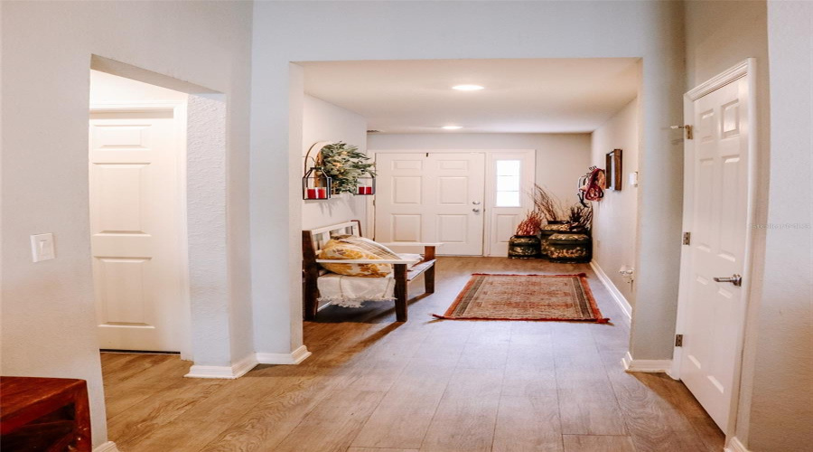 DAVENPORT, Florida 33837, 3 Bedrooms Bedrooms, ,2 BathroomsBathrooms,Residential,For Sale,FOXTAIL,0,MFRL4956125