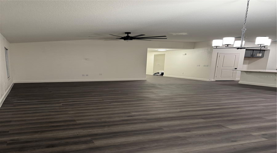 DAVENPORT, Florida 33896, 4 Bedrooms Bedrooms, ,2 BathroomsBathrooms,Residential,For Sale,POMPAY,0,MFRO6346122