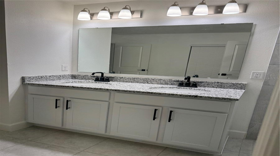 DAVENPORT, Florida 33896, 4 Bedrooms Bedrooms, ,2 BathroomsBathrooms,Residential,For Sale,POMPAY,0,MFRO6346122