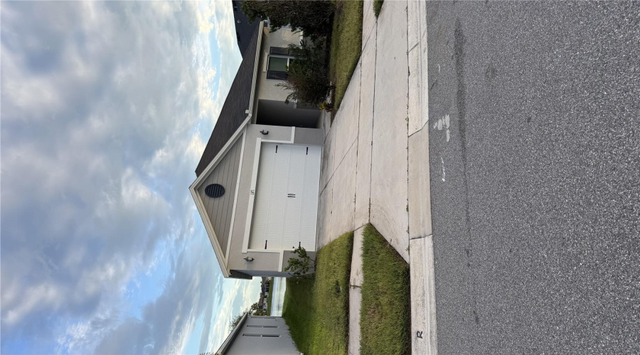 DAVENPORT, Florida 33896, 4 Bedrooms Bedrooms, ,2 BathroomsBathrooms,Residential,For Sale,POMPAY,0,MFRO6346122
