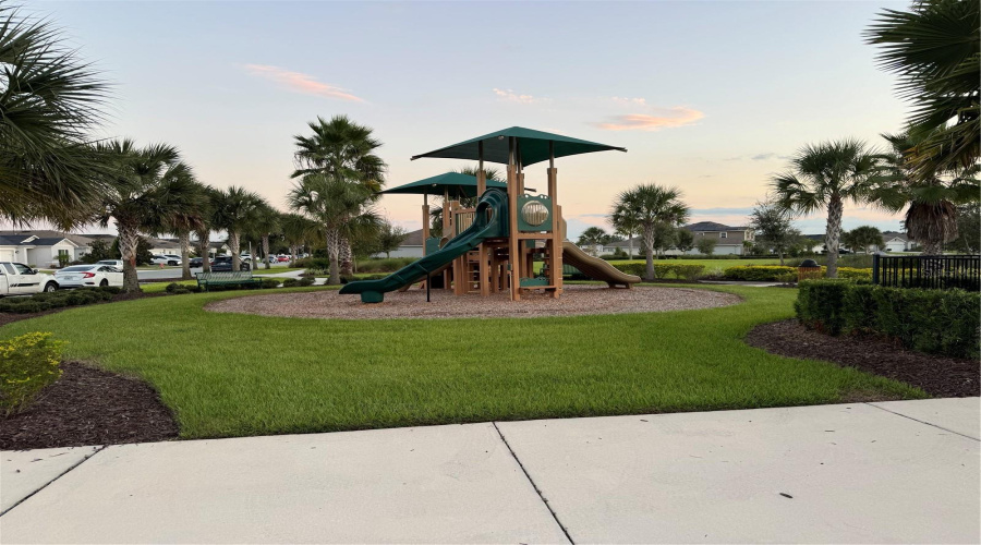 DAVENPORT, Florida 33896, 4 Bedrooms Bedrooms, ,2 BathroomsBathrooms,Residential,For Sale,POMPAY,0,MFRO6346122