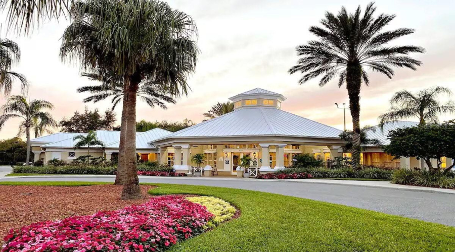 KISSIMMEE, Florida 34747, 3 Bedrooms Bedrooms, ,2 BathroomsBathrooms,Residential,For Sale,COCONUT PALM,0,MFRS5135509