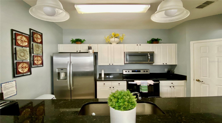 KISSIMMEE, Florida 34747, 3 Bedrooms Bedrooms, ,2 BathroomsBathrooms,Residential,For Sale,COCONUT PALM,0,MFRS5135509