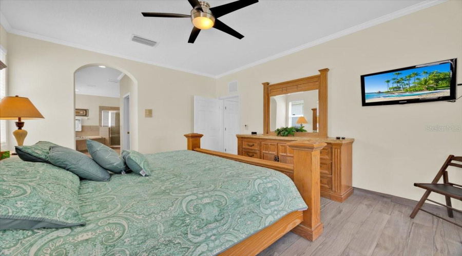 DAVENPORT, Florida 33897, 5 Bedrooms Bedrooms, ,3 BathroomsBathrooms,Residential,For Sale,CALABAY PARC,0,MFRO6317012