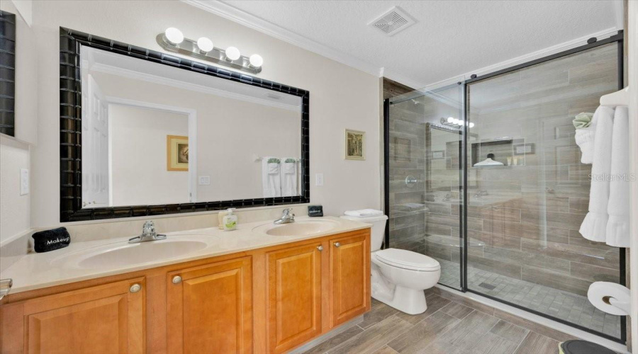 DAVENPORT, Florida 33897, 5 Bedrooms Bedrooms, ,3 BathroomsBathrooms,Residential,For Sale,CALABAY PARC,0,MFRO6317012