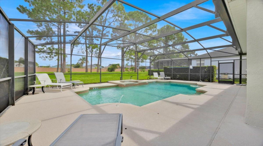 DAVENPORT, Florida 33897, 5 Bedrooms Bedrooms, ,3 BathroomsBathrooms,Residential,For Sale,CALABAY PARC,0,MFRO6317012