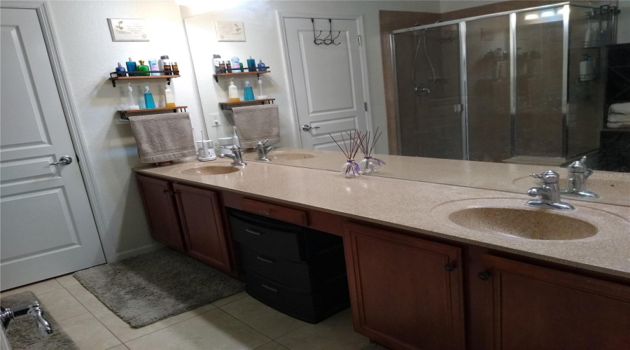 DAVENPORT, Florida 33896, 3 Bedrooms Bedrooms, ,2 BathroomsBathrooms,Residential,For Sale,ROMANI,0,MFRO6347930