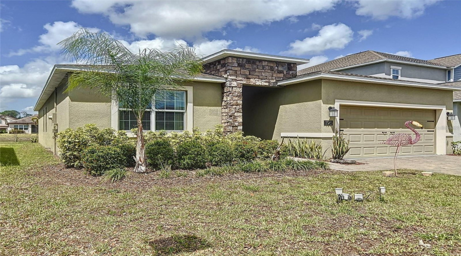 DAVENPORT, Florida 33837, 4 Bedrooms Bedrooms, ,3 BathroomsBathrooms,Residential,For Sale,PRESTON AVE,0,MFRS5135531