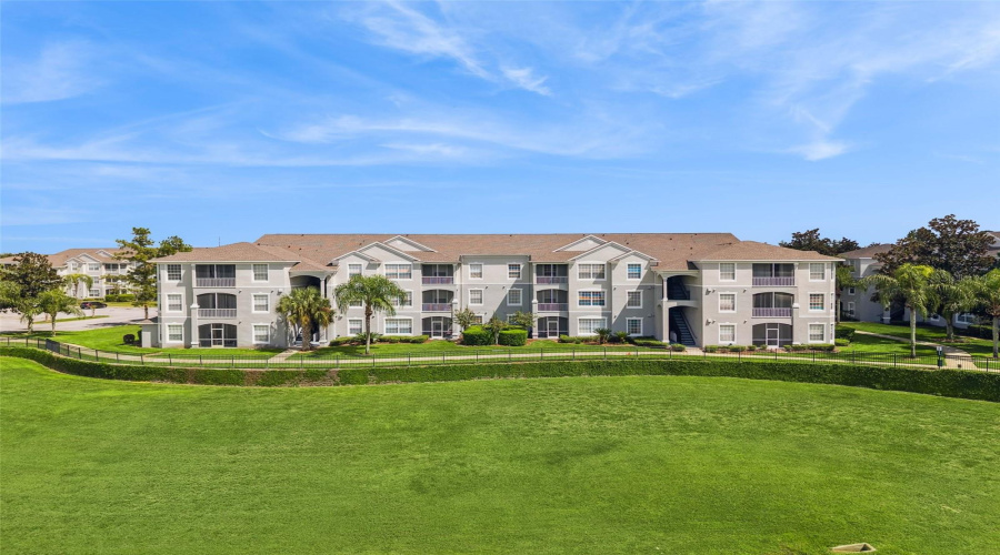 KISSIMMEE, Florida 34747, 3 Bedrooms Bedrooms, ,2 BathroomsBathrooms,Residential,For Sale,BUTTERFLY PALM,0,MFRS5135342